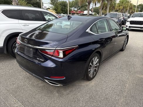 Used 2020 Lexus ES 350 w/ Premium Package FWD image 4