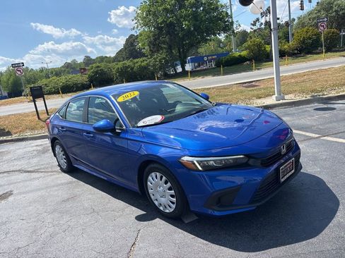 Used 2022 Honda Civic LX image 1