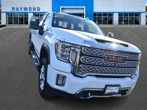 Certified 2020 GMC Sierra 3500 Denali w/ Denali Ultimate Package image 9