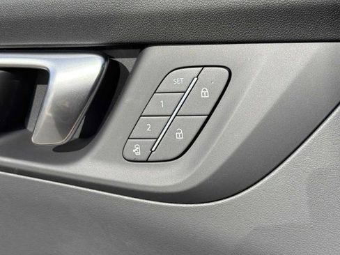 New 2026 Buick Enclave Preferred w/ Power Package FWD image 16