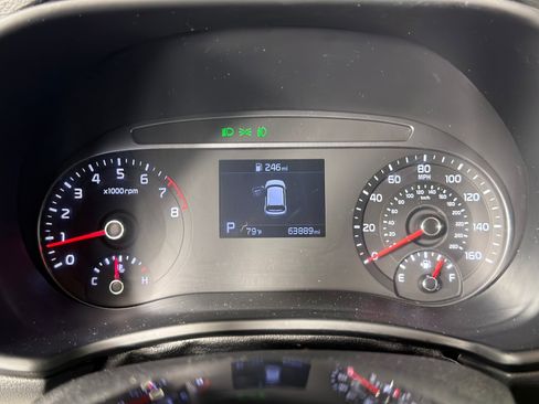 Used 2020 Kia Soul EX image 18