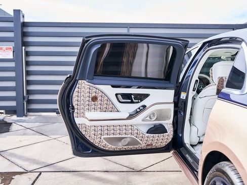 Used 2023 Mercedes-Benz Maybach S 680 4MATIC image 31