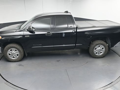Used 2021 Toyota Tundra SR5 w/ SR5 Upgrade Package image 37