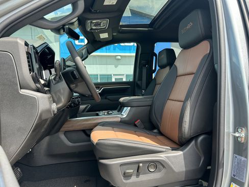 New 2026 Chevrolet Silverado 2500 High Country w/ Technology Package AWD/4WD image 11