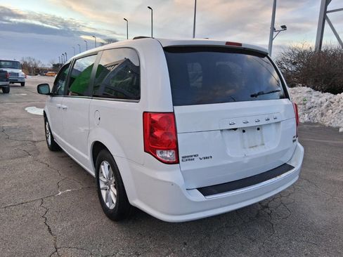 Used 2018 Dodge Grand Caravan SXT image 4