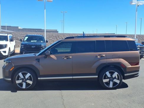 Used 2025 Hyundai Santa Fe Limited image 7