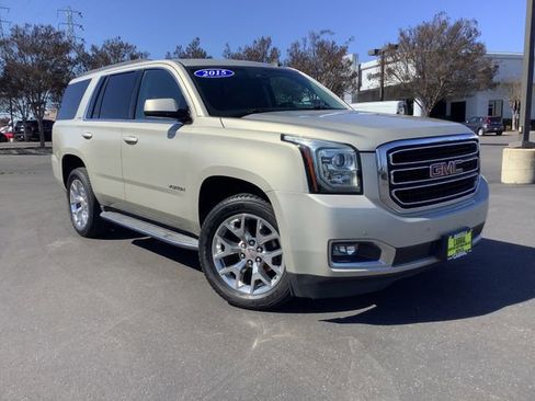 Used 2015 GMC Yukon SLT w/ Open Road Package image 2