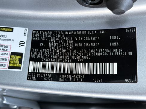Used 2024 Toyota Corolla Cross LE FWD image 31