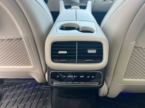 Certified 2026 Mercedes-Benz GLS 450 4MATIC image 28