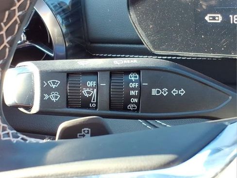 Used 2024 Chevrolet Blazer EV LT AWD/4WD image 25