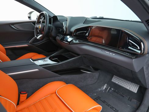 Certified 2024 Ferrari Purosangue image 44