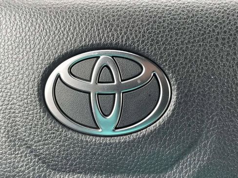 Used 2025 Toyota Tacoma TRD Sport RWD image 28