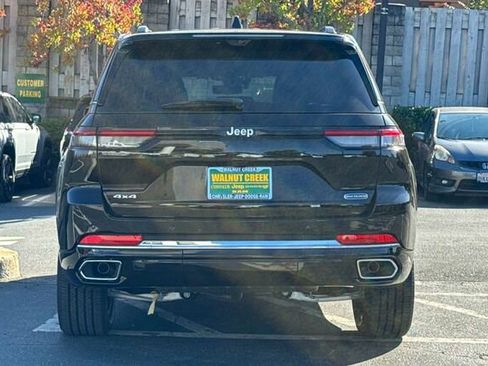New 2025 Jeep Grand Cherokee Overland image 5
