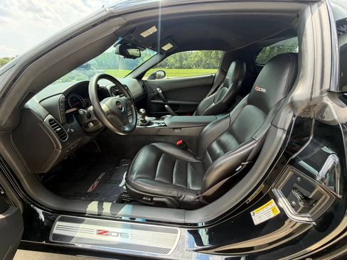 Used 2009 Chevrolet Corvette Z06 RWD image 12