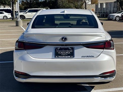 Used 2021 Lexus ES 300h Ultra Luxury w/ Accessory Package 2 image 5