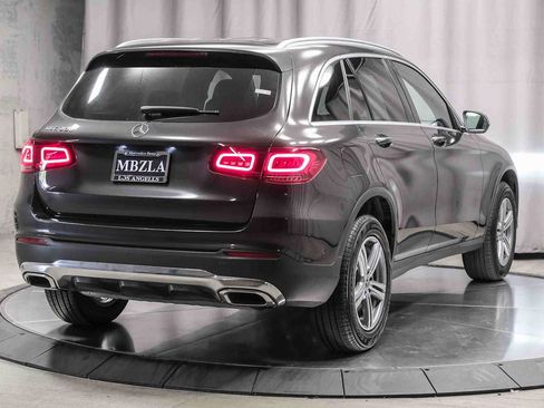 Certified 2022 Mercedes-Benz GLC 300 image 4