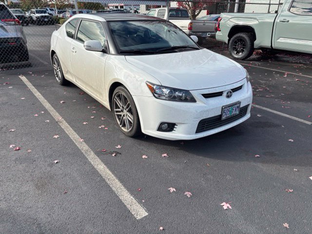 Used 2013 Scion tC FWD image 1