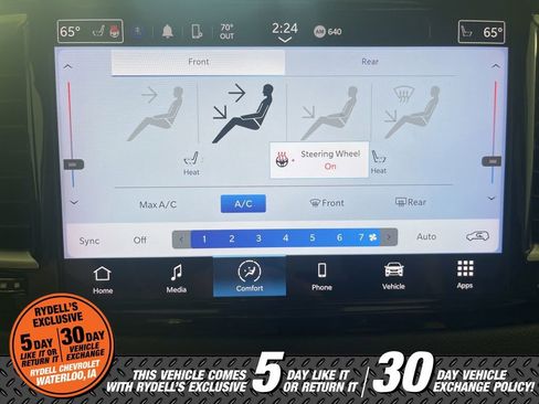Used 2024 Chrysler Pacifica Touring-L FWD image 34