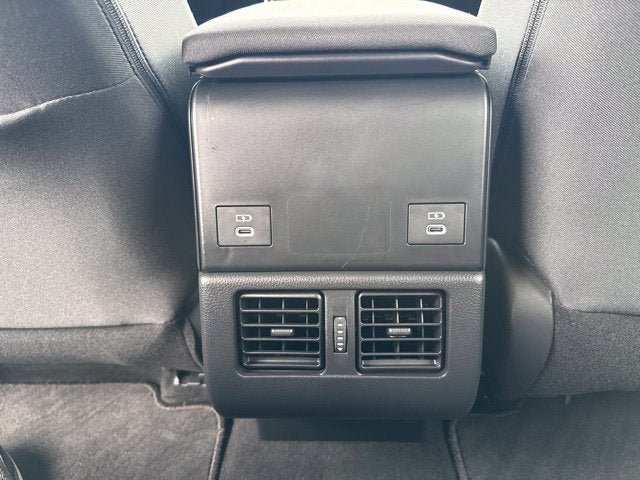 Used 2024 Subaru Solterra AWD/4WD image 18
