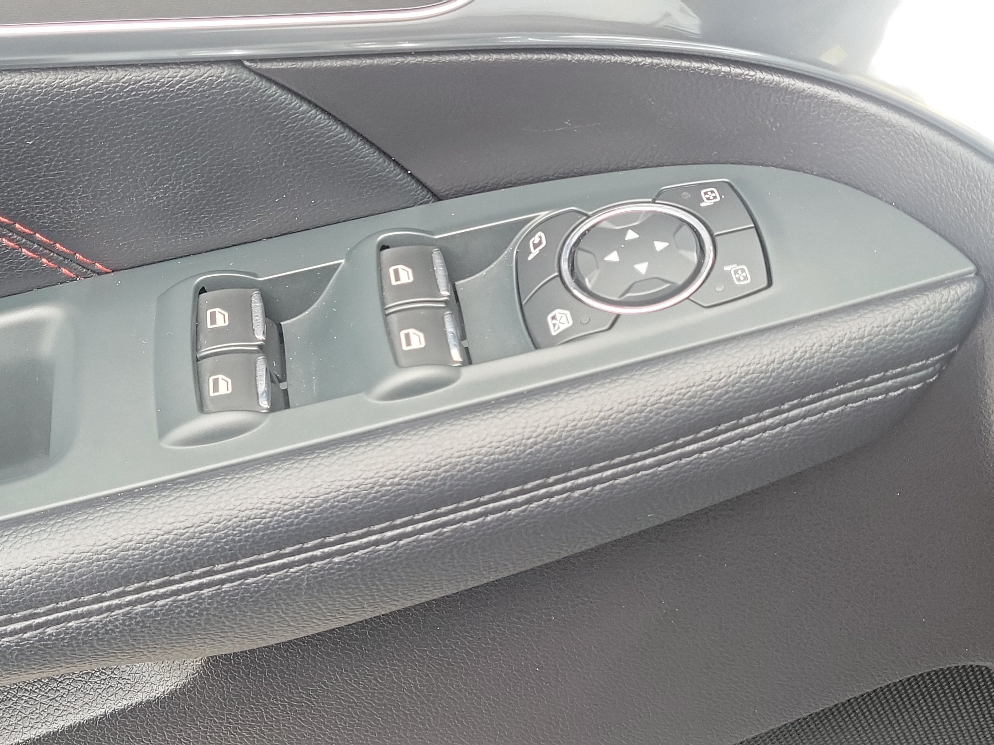 Used 2019 Ford Explorer Sport w/ Equipment Group 401A AWD/4WD image 35