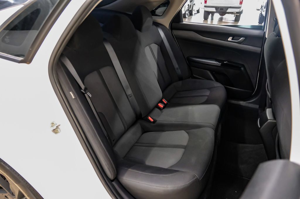 Used 2022 Kia K5 LX FWD image 42