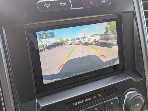 Used 2017 Ford F150 XLT w/ Equipment Group 301A Mid AWD/4WD image 25
