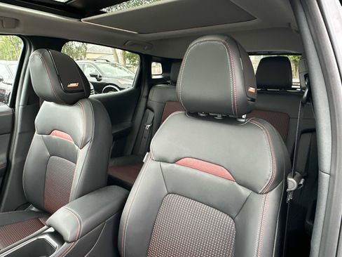 New 2026 Nissan Kicks SR w/ SR Premium Package AWD/4WD image 26