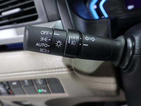 Used 2024 Honda Odyssey Touring image 35