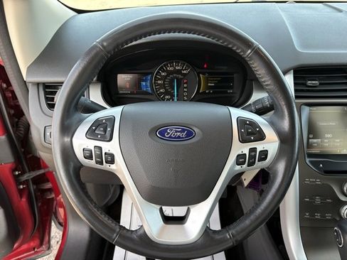 Used 2014 Ford Edge SEL w/ Equipment Group 205A image 25