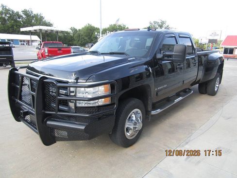 Used 2008 Chevrolet Silverado 3500 LT AWD/4WD image 4