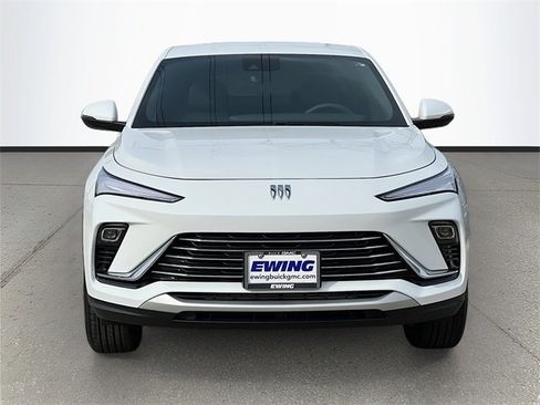 New 2026 Buick Envista Preferred image 2