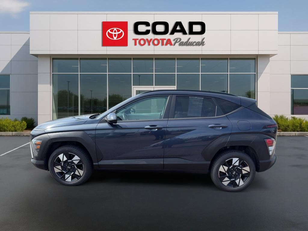 Used 2024 Hyundai Kona SEL AWD/4WD image 2