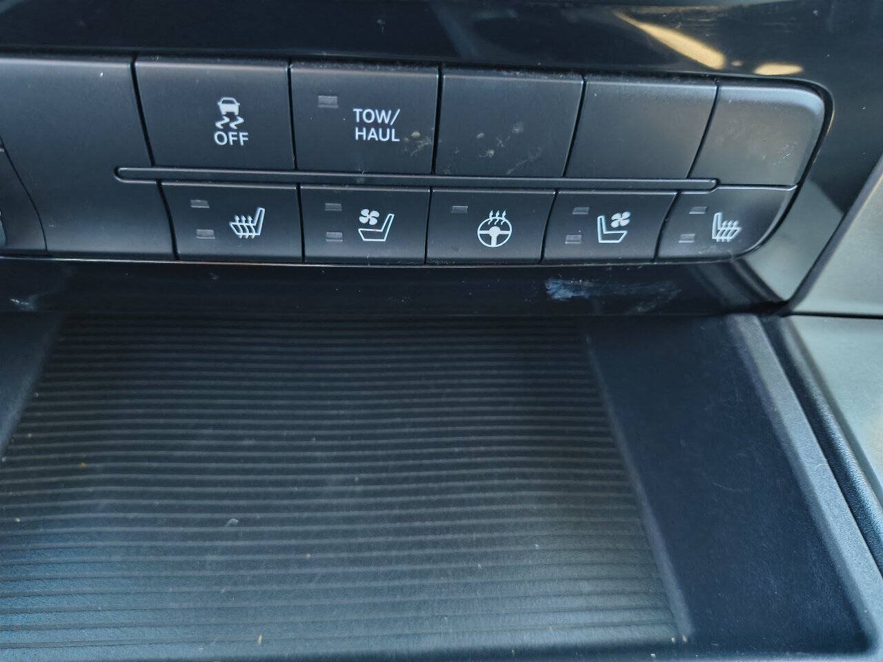 Used 2015 RAM 1500 Sport AWD/4WD image 32