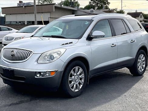 Used 2011 Buick Enclave CXL AWD/4WD image 2
