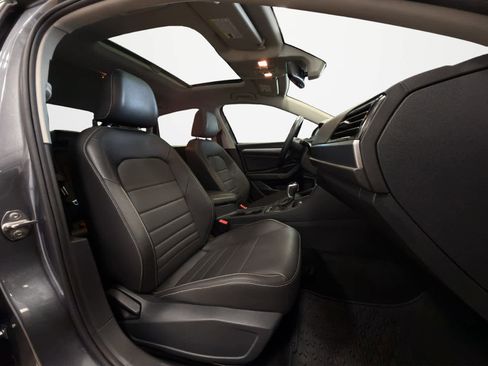 Used 2024 Volkswagen Jetta SE image 25