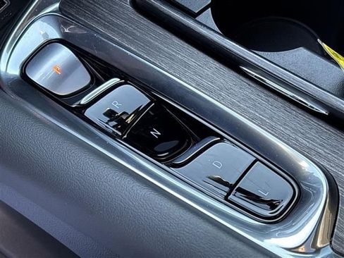 Used 2022 Buick Enclave Avenir w/ Avenir Technology Package image 15