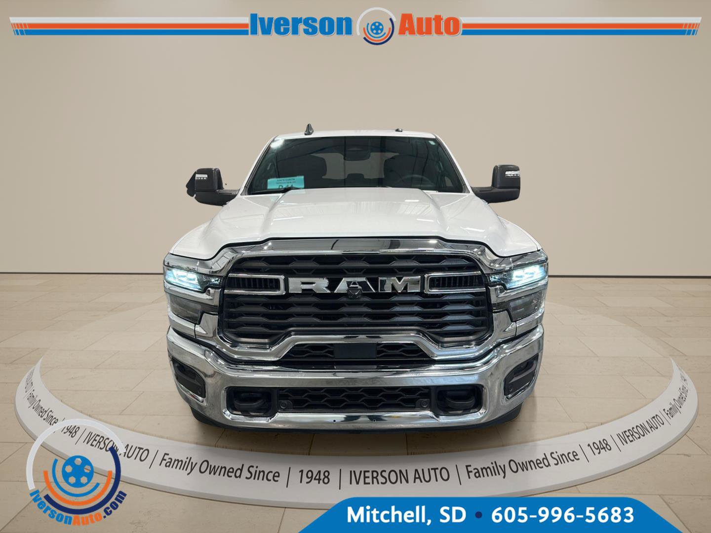 Used 2026 RAM 2500 Big Horn AWD/4WD image 2