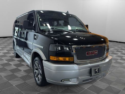 Used 2023 GMC Savana 2500 RWD image 7