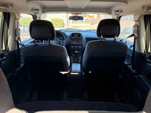 Used 2016 Jeep Patriot Sport w/ Power Value Group image 14