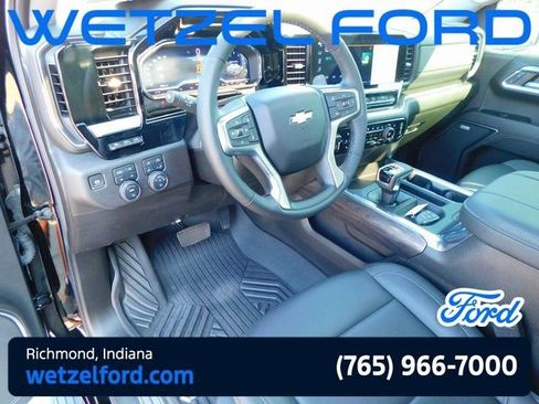 Used 2024 Chevrolet Silverado 1500 LTZ w/ LTZ Premium Package AWD/4WD image 21