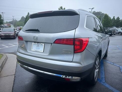 Used 2018 Honda Pilot Touring image 6