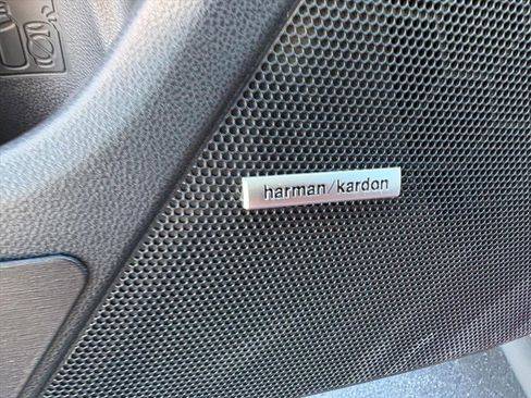 Used 2024 Subaru Crosstrek 2.5i Limited image 17