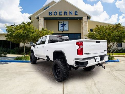 Used 2022 Chevrolet Silverado 3500 High Country w/ LPO, Hitch Package image 3