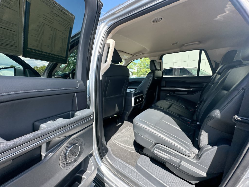 Used 2024 Ford Expedition Max XLT RWD image 17