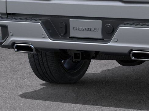 New 2026 Chevrolet Silverado 1500 High Country w/ High Country Premium Package AWD/4WD image 14