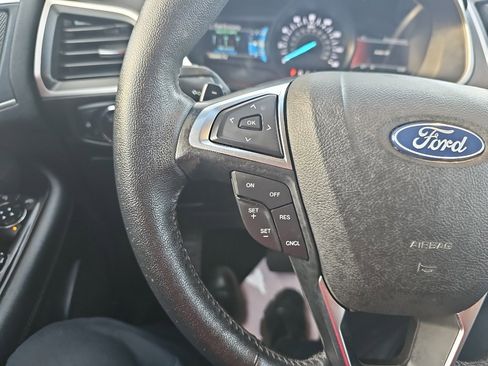 Used 2017 Ford Edge SEL w/ Equipment Group 201A image 12