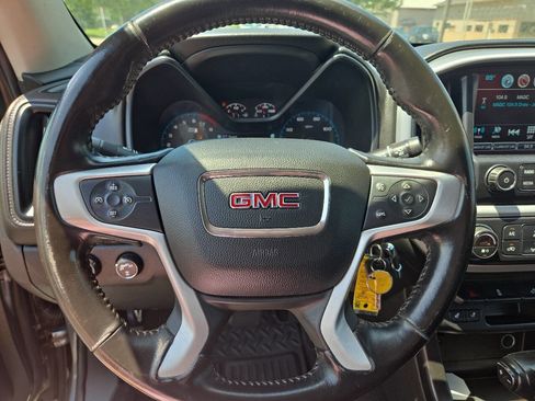 Used 2018 GMC Canyon SLT w/ Trailering Package AWD/4WD image 16