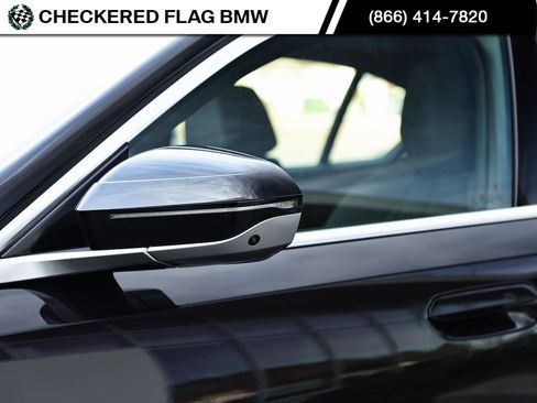 Certified 2025 BMW 530i w/ Premium Package image 12