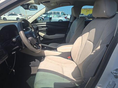Used 2023 Honda Accord LX image 8