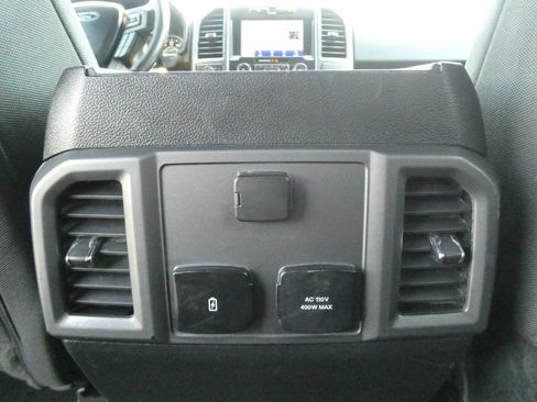 Used 2019 Ford F150 XLT w/ Equipment Group 302A Luxury AWD/4WD image 20